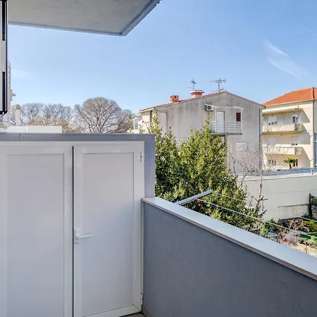 Apartment Bells & Whistles